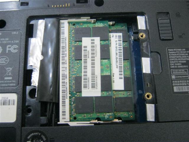ѺѾô굺  ¹촴 (Harddisk) ¹ (RAM) ԷҾФ㹡ҹ